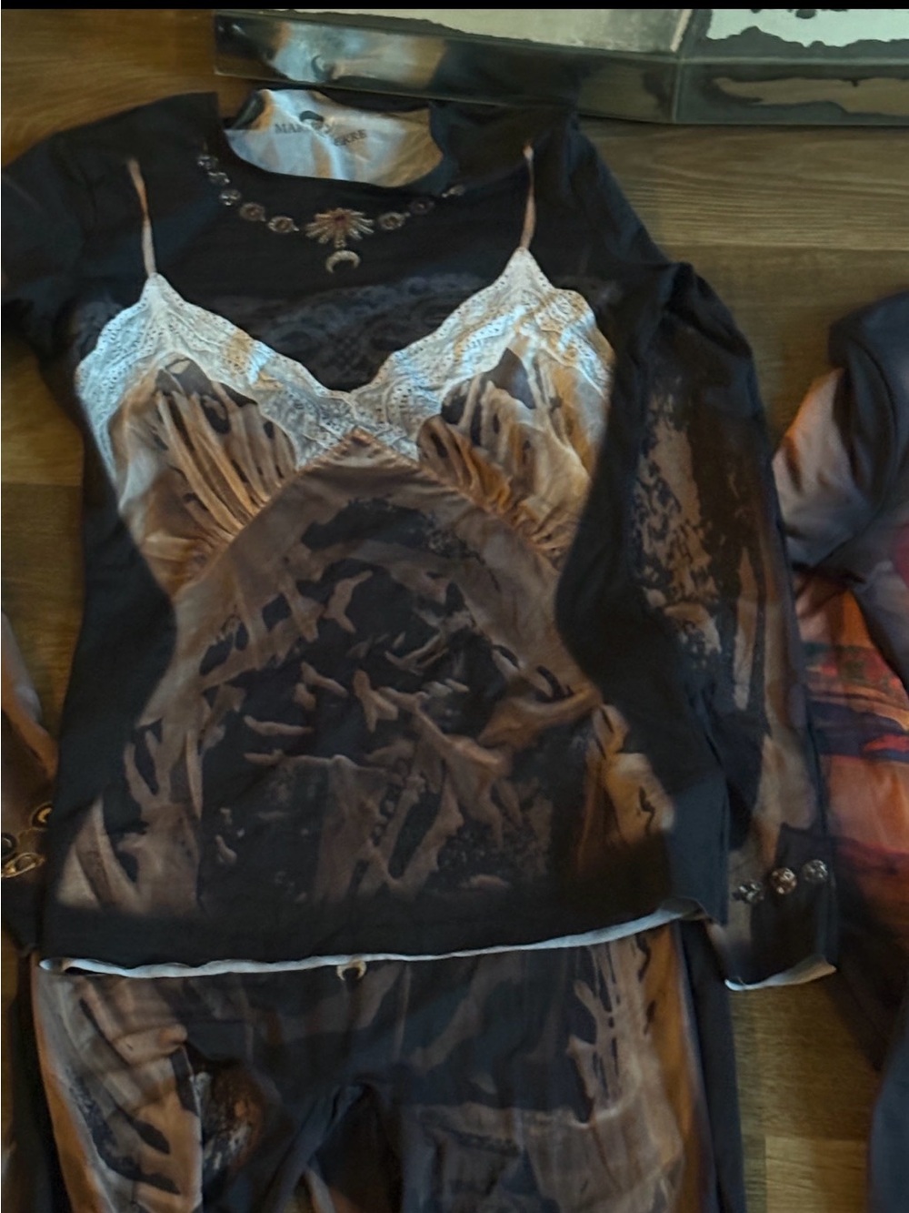 Marine sheer Women’s Lace-Trim Sheer Sleep Top in Black and Tan